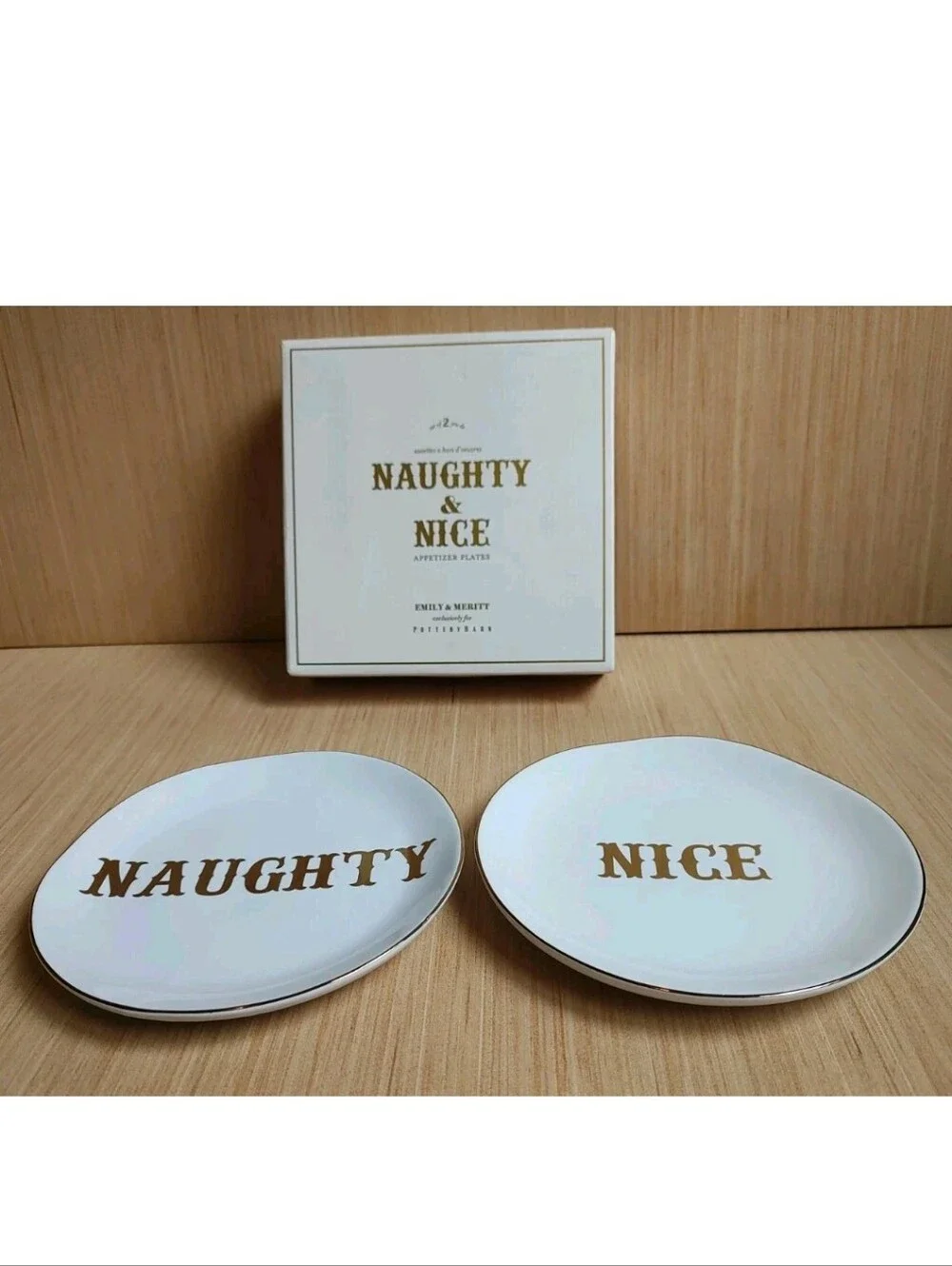 Pottery Barn Naughty & Nice 2 Appetizer Plates The Emily & Meritt White Gold